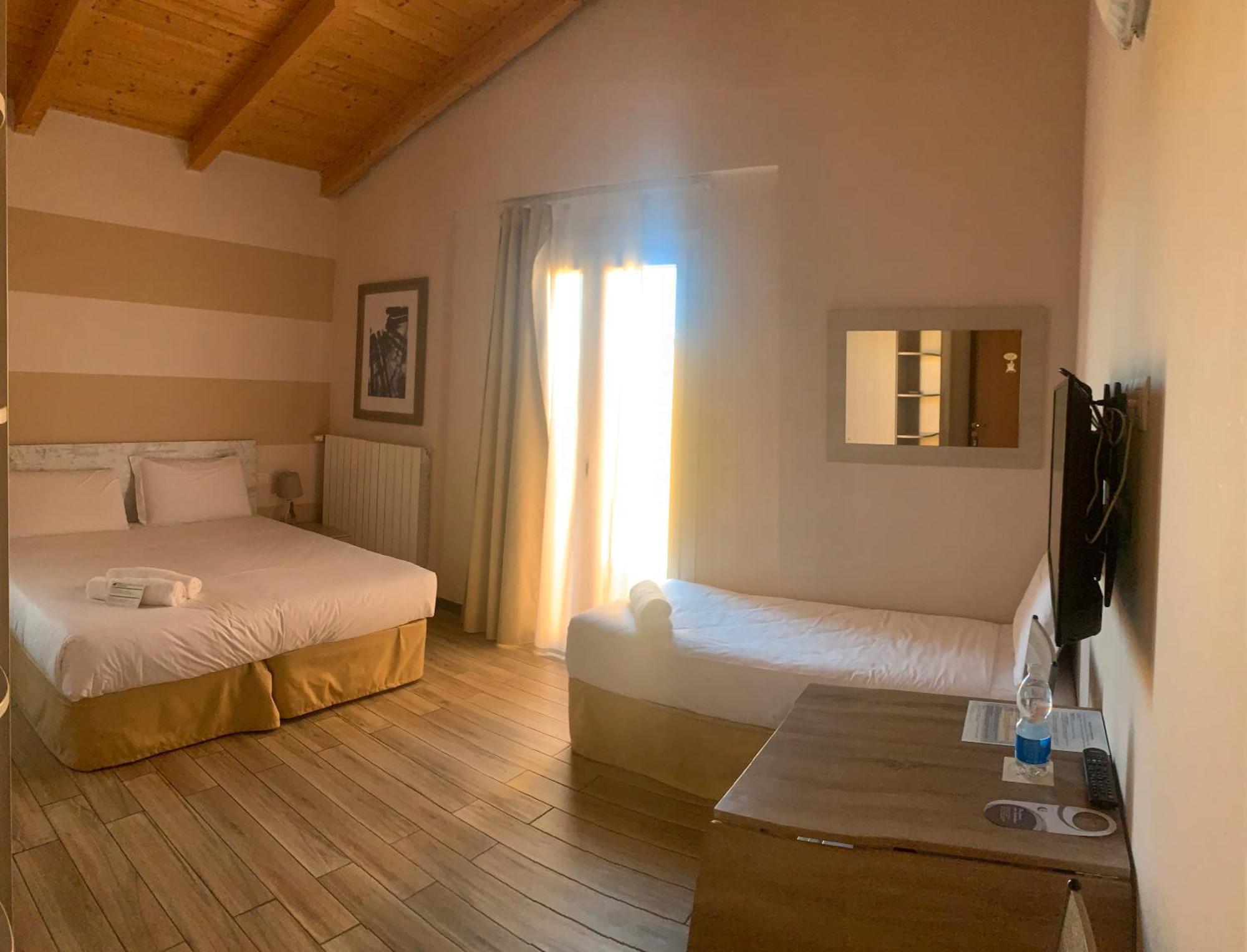 La Bergamina Hotel & Restaurant Arcore Bagian luar foto