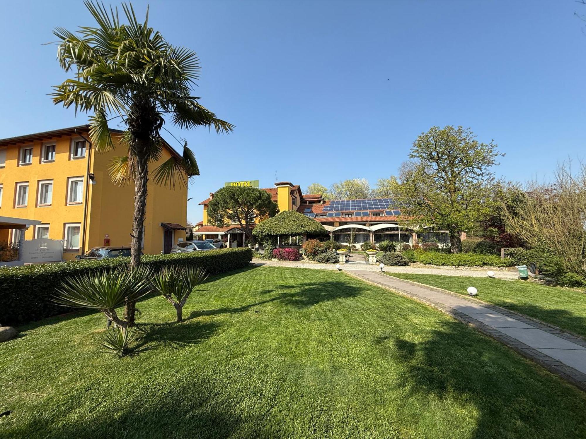 La Bergamina Hotel & Restaurant Arcore Bagian luar foto